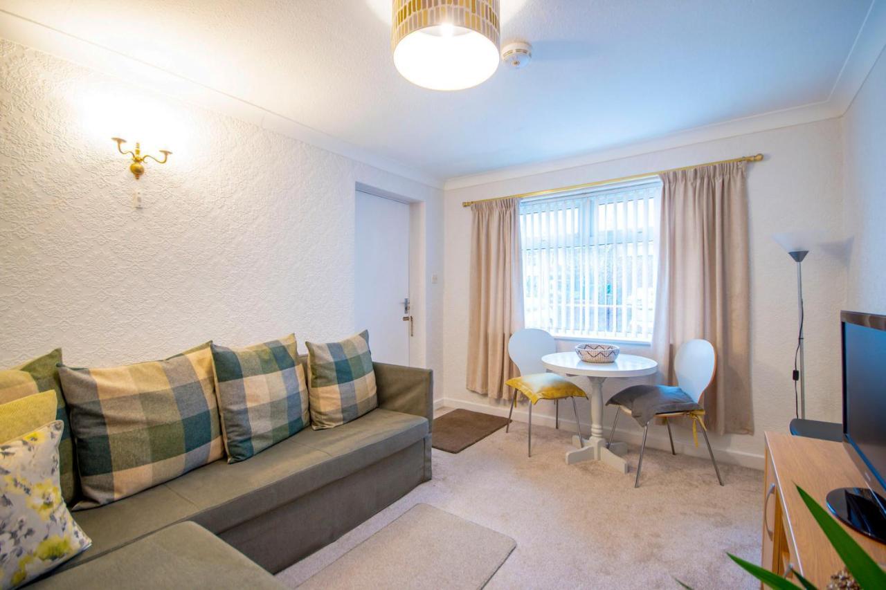 Ferienwohnung Mode - The Old School House Lytham St Annes Exterior foto