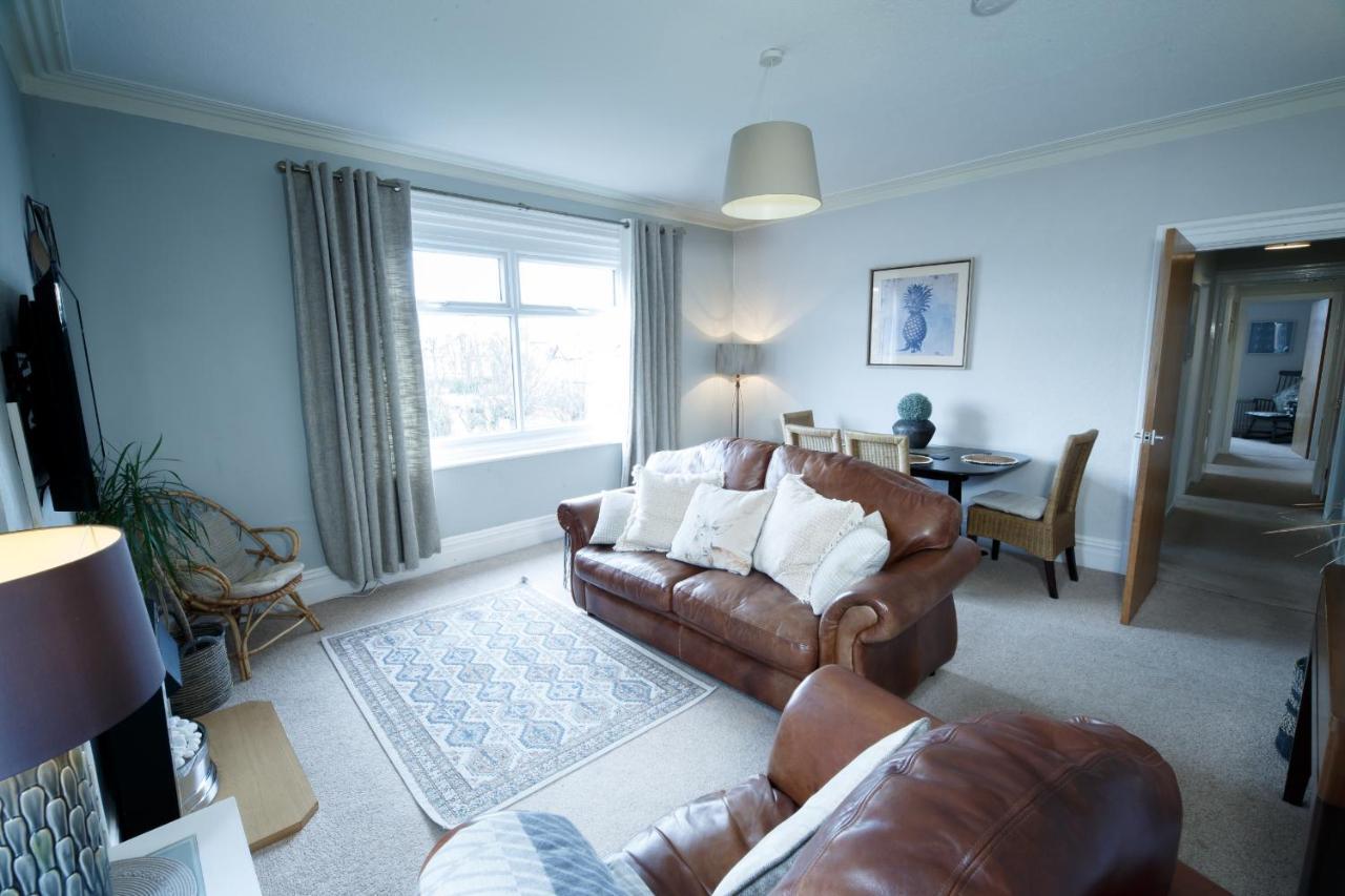 Ferienwohnung Mode - The Old School House Lytham St Annes Exterior foto