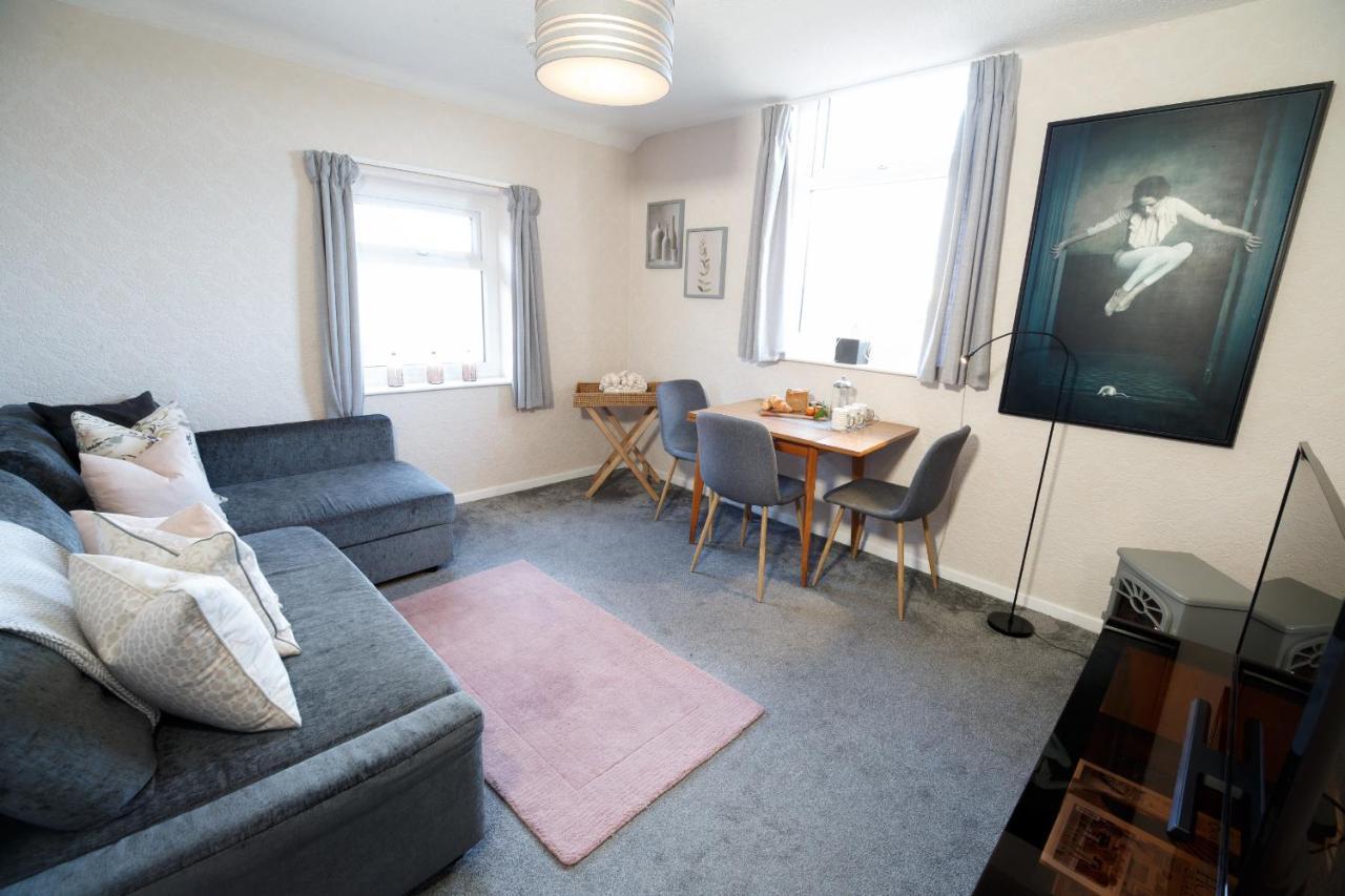 Ferienwohnung Mode - The Old School House Lytham St Annes Exterior foto